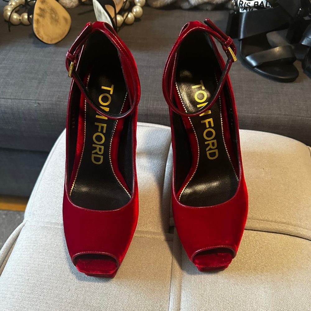 TOM FORD VELVET PLATFORMS
